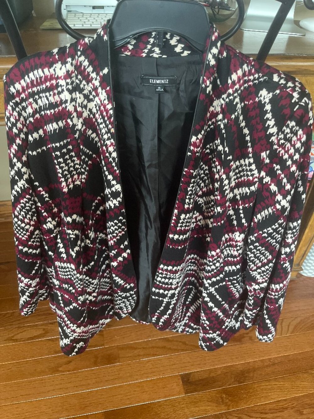 XL Elemenz Burgandy, Black & White Blazer
